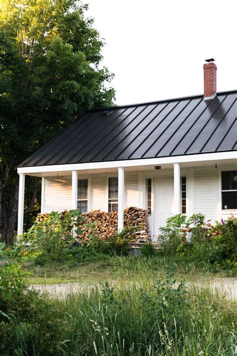 pic of white ranch house w/ maroon metal roof|white metal roof interior ideas.